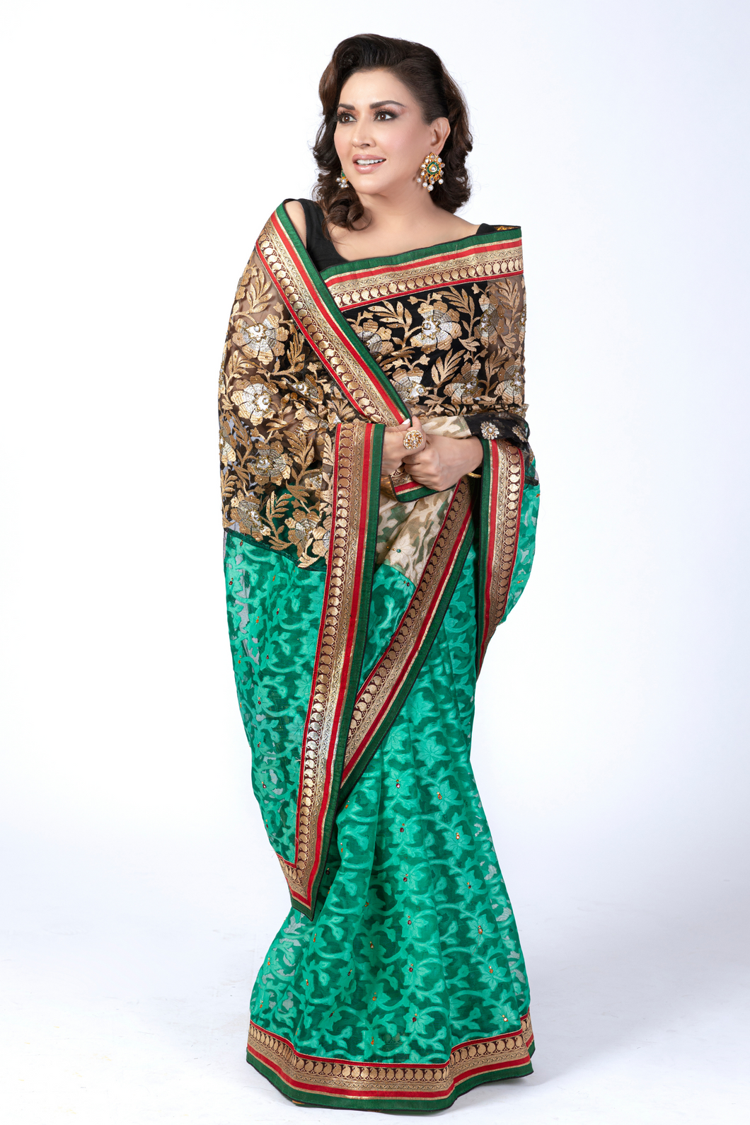 Noor Festive | Veronese Green & Gold Sari