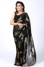 Load image into Gallery viewer, Zille Gold Sari
